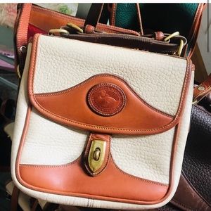 RARE Turn Key Closure Top Handle Dooney&Bourke Bag